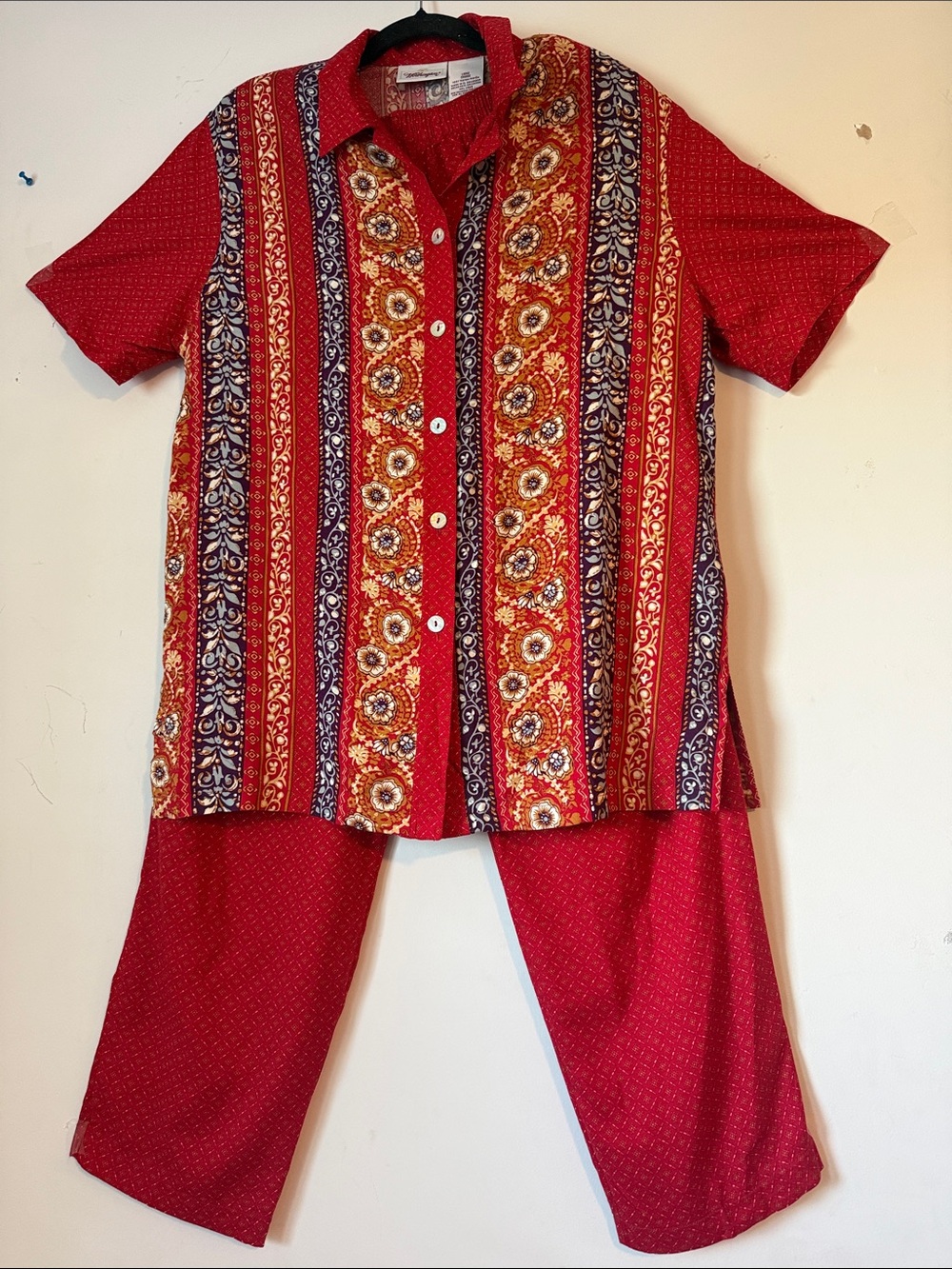 Vintage Worthington Red Colorful Patterned Short-Sleeve Pant Set